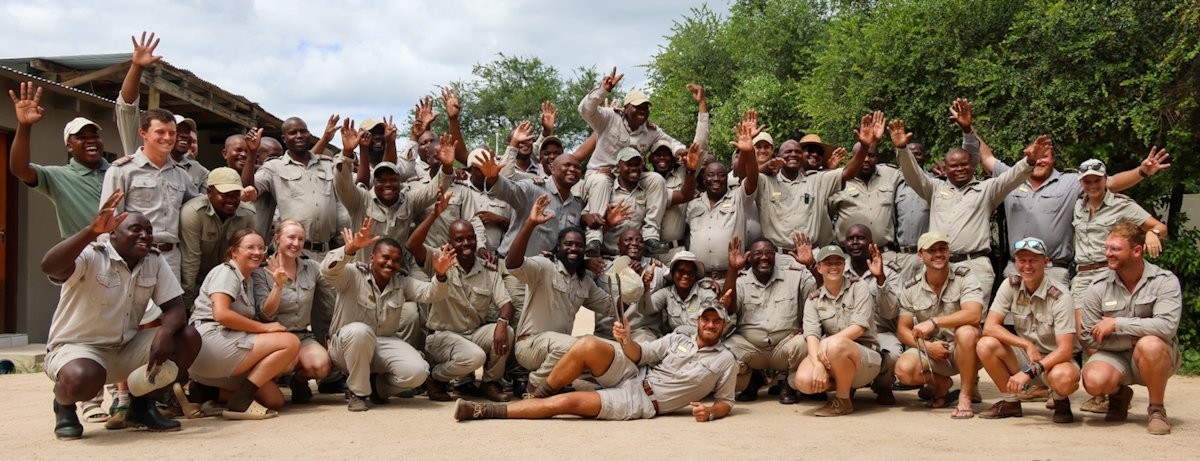 Quiet farewell moment marking the end of Mike Ndlovu’s tracking career.