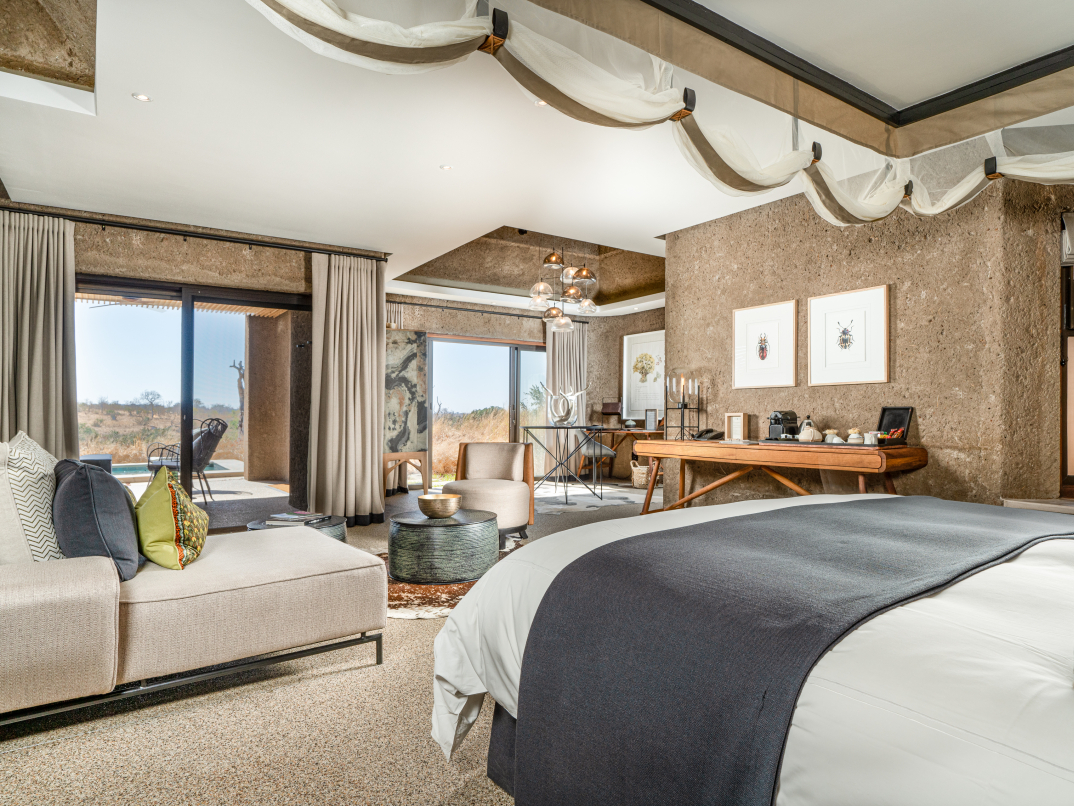 Earth Lodge Lux Suite Bedroom 2