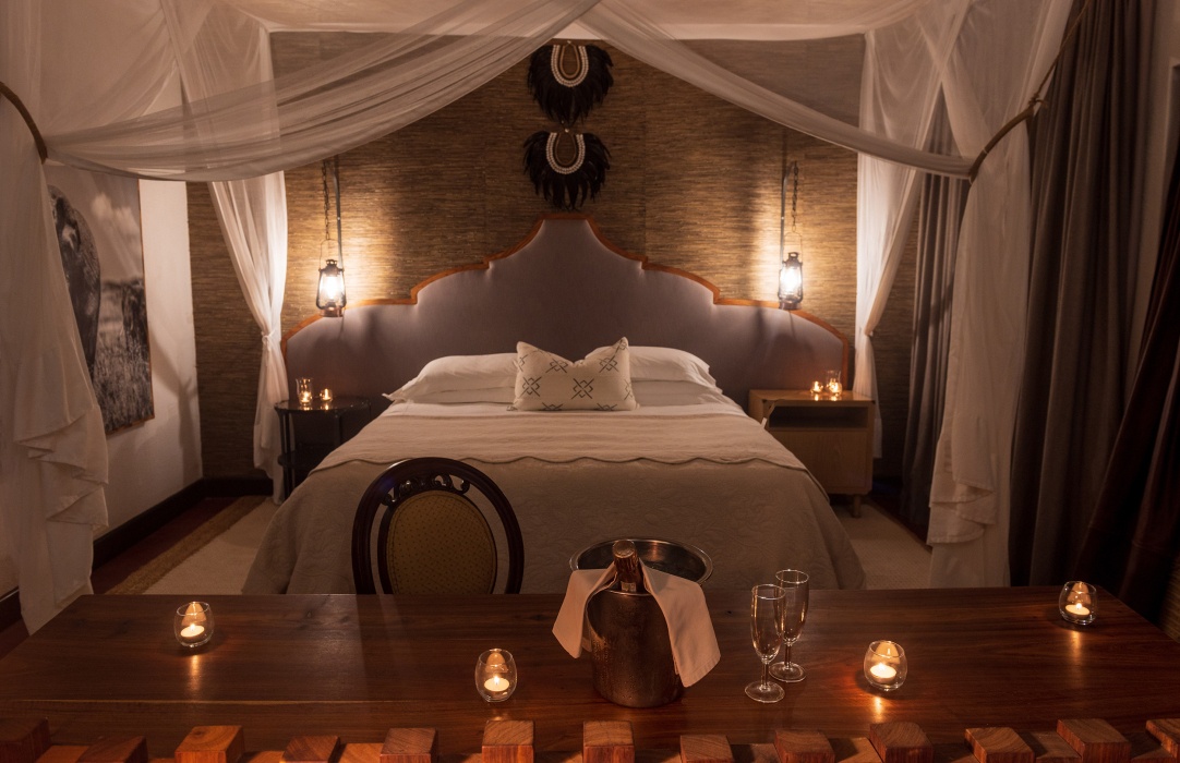 Sabi Sabi Selati Camp Honeymoon Suite Bedroom Sabi Sabi Selati Camp Honeymoon Suite Bedroom