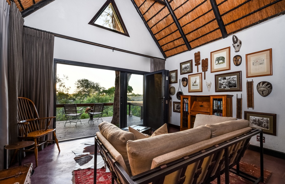 Elegant comfort in signature Selati Camp style. Elegant comfort in signature Selati Camp style.