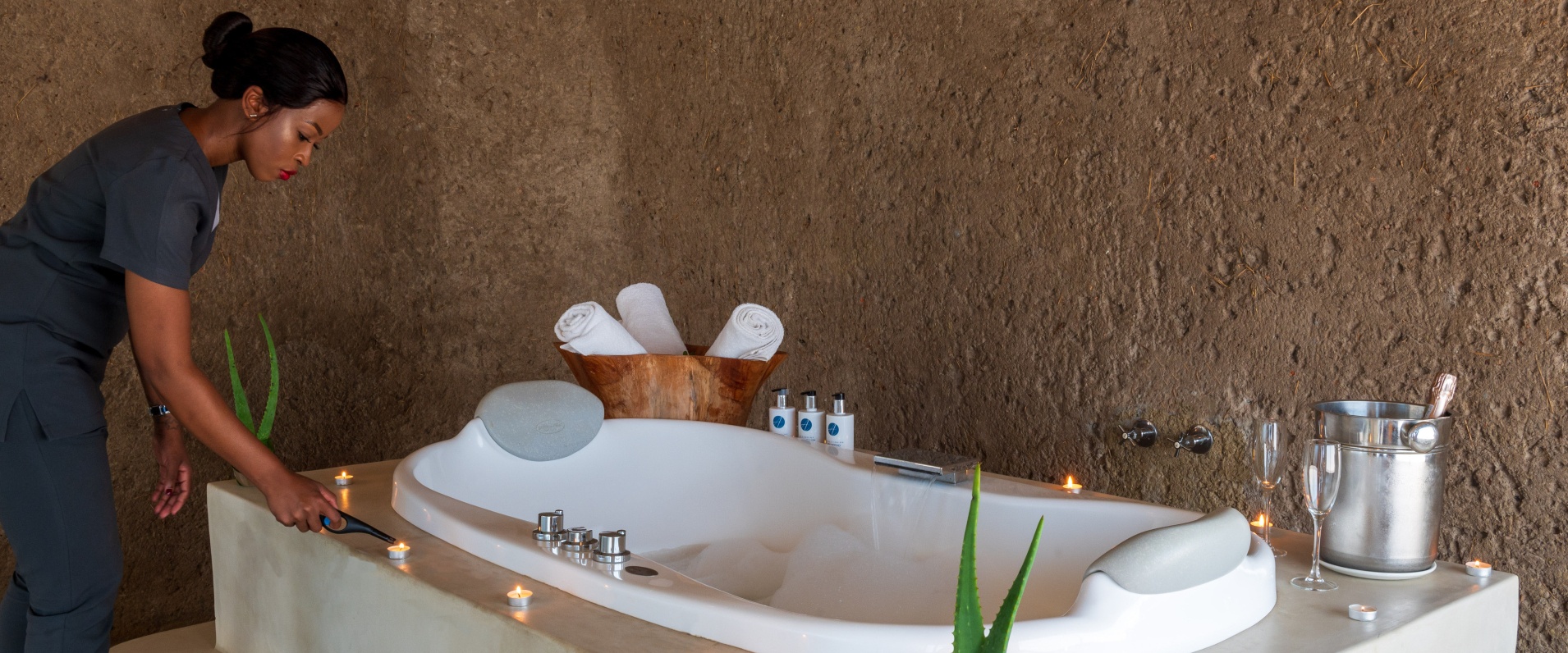 Experience luxury at Earth Lodge's Amani Spa, with indulgent baths combining opulence and tranquillity.