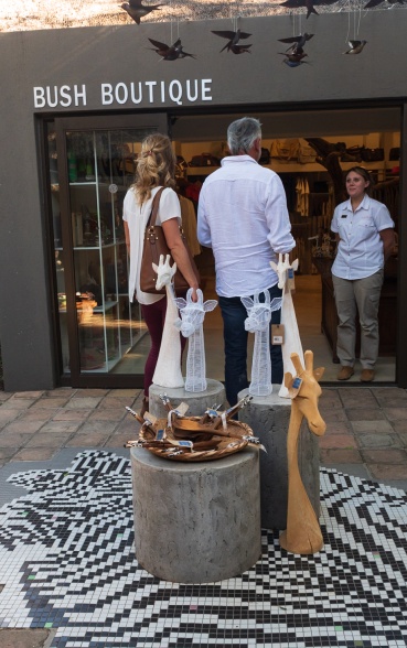 Sabi Sabi guests visiting the bush boutique for mementos.