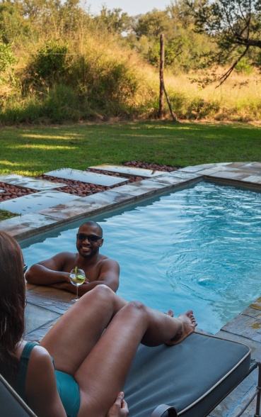 Luxuriate in Sabi Sabi's honeymoon safari escapes of pure indulgence.