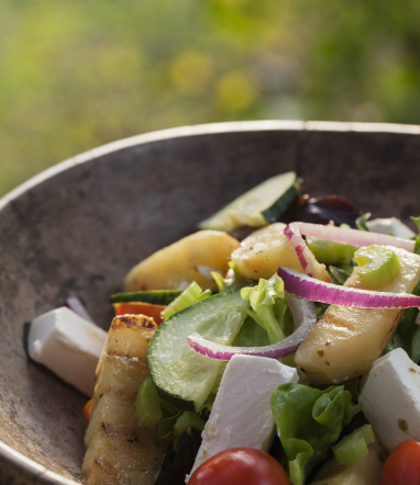 Grilled Apple And Feta Salad