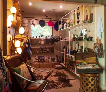 Curio boutique filled with a tasteful collection of local mementos at Sabi Sabi Little Bush Camp. Curio boutique filled with a tasteful collection of local mementos at Sabi Sabi Little Bush Camp.