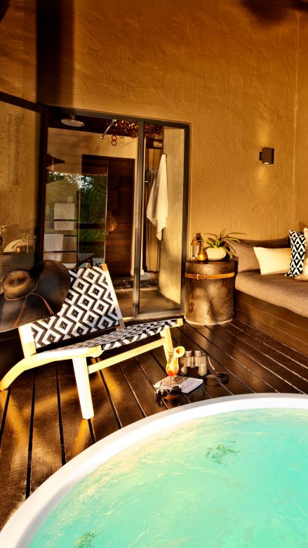 Little Bush Camp   Private Deck And Jacuzzi 1