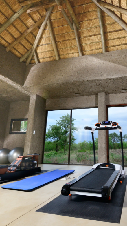 Earth_Lodge_Gym_3.jpg Earth Lodge Gym 3