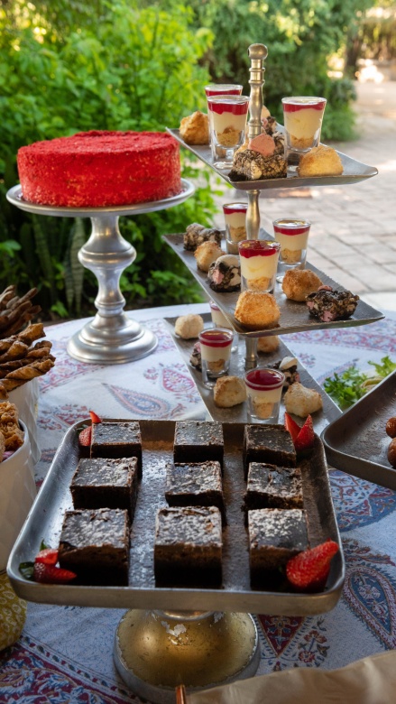 Indulge in a feast of cakes, pastries and beverages before going on your game drive.