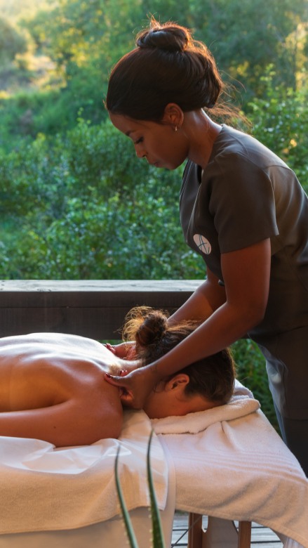 Experience the healing power of nature with Sabi Sabi's outdoor beauty treatments.