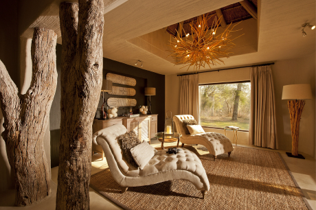 Bush Lodge   Mandleve Suite Lounge