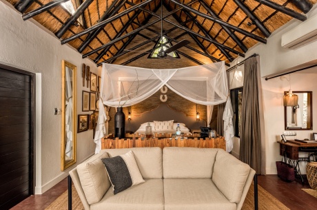 Experience tradition and understated luxury at Selati Camp. Experience tradition and understated luxury at Selati Camp.