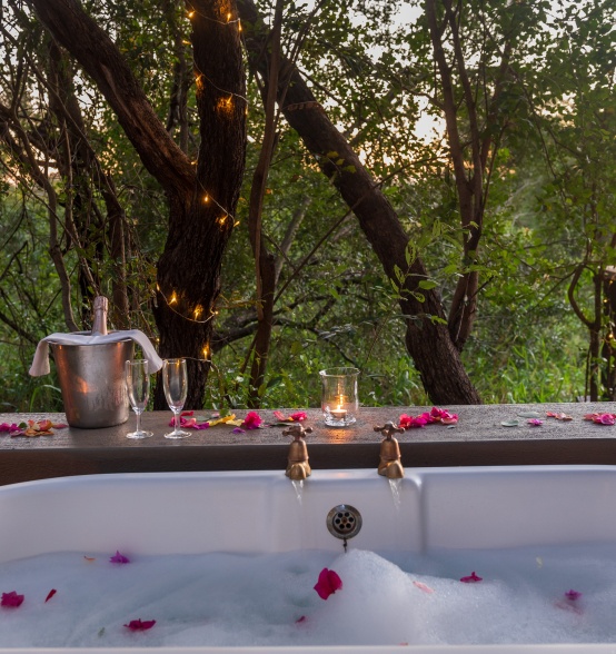 Pamper someone special in pristine nature with a couple’s suite at Sabi Sabi. Pamper someone special in pristine nature with a couple’s suite at Sabi Sabi.
