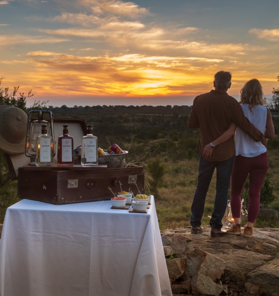 Immerse yourself in the surprising ambiance of Sabi Sabi's exclusive private sundowners.