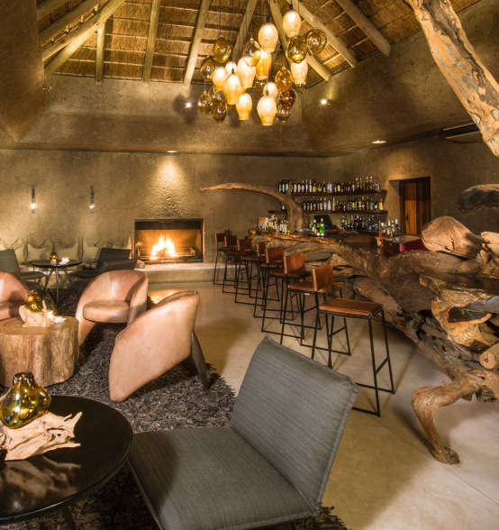Earth Lodge Bar