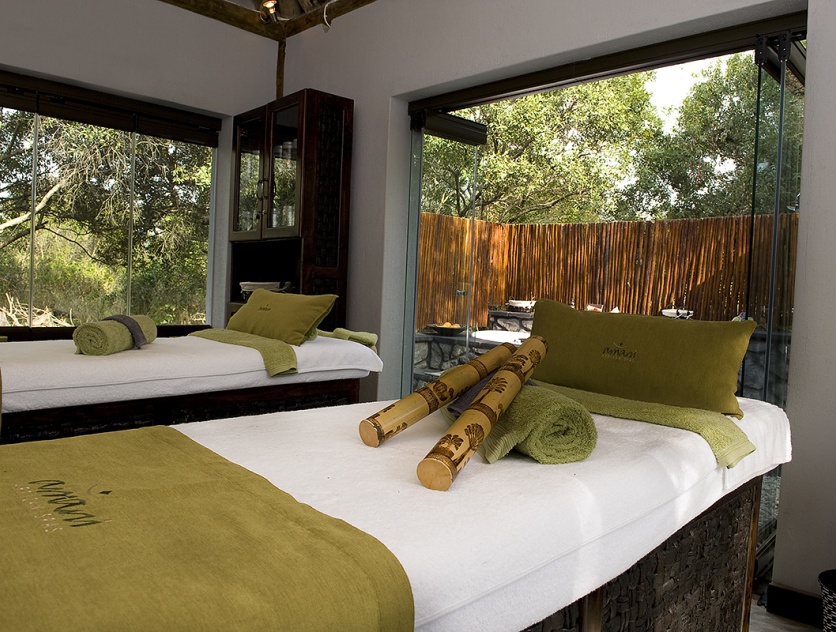 Experience blissful relaxation with our highly trained therapists at Sabi Sabi's spa. Experience blissful relaxation with our highly trained therapists at Sabi Sabi's spa.