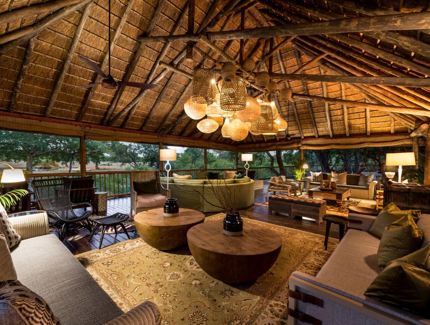 Bush Lodge   Safari Deck 3