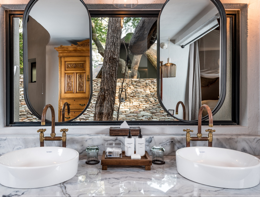 Selati Camp   Lxury Suite Bathroom Vanity
