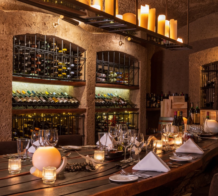 Premium wines enjoyed in a pristine Sabi Sabi setting. Premium wines enjoyed in a pristine Sabi Sabi setting.