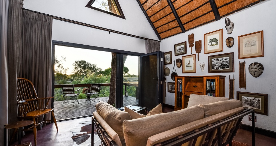 Elegant comfort in signature Selati Camp style. Elegant comfort in signature Selati Camp style.
