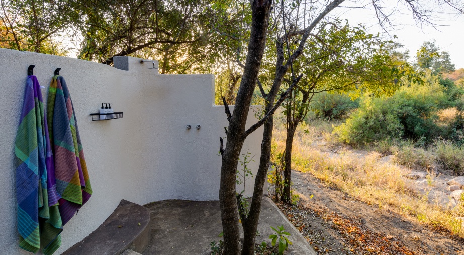 Sabi Web Little Bush Camp Room Gallery Bathroom Outside Showers Sabi Web Little Bush Camp Room Gallery Bathroom Outside Showers