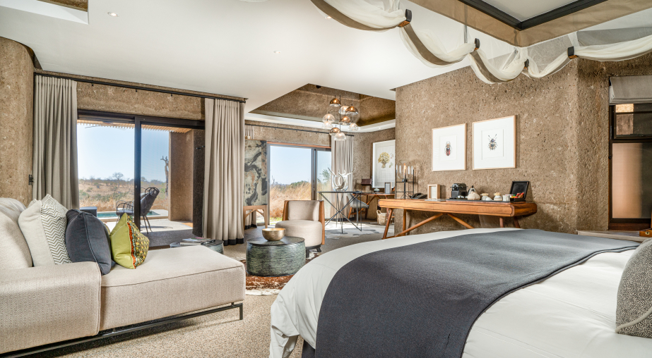 Earth Lodge Lux Suite Bedroom 2