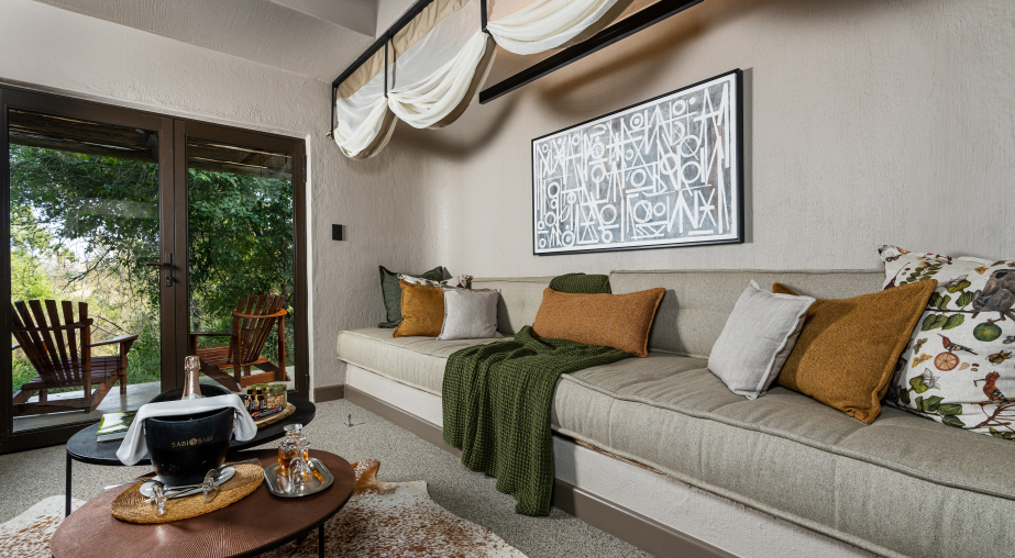 Bush Lodge Suite Lounge 1