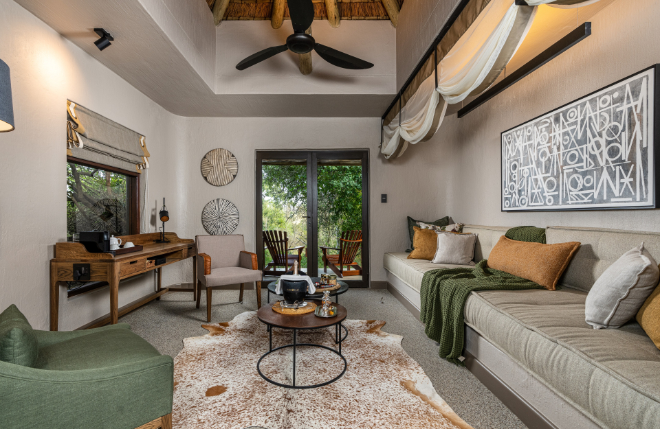 Bush Lodge Suite Lounge 2
