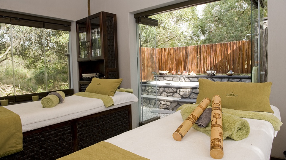 Mark precious milestones with your special someone one in a couple’s treatment suite at Amani Spa at Sabi Sabi. Mark precious milestones with your special someone one in a couple’s treatment suite at Amani Spa at Sabi Sabi.