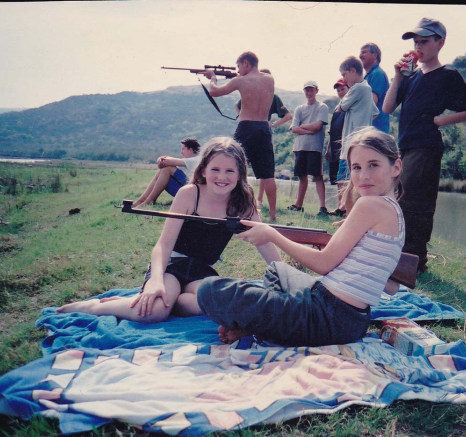 07Courtney Dalziel Shooting At The Farm