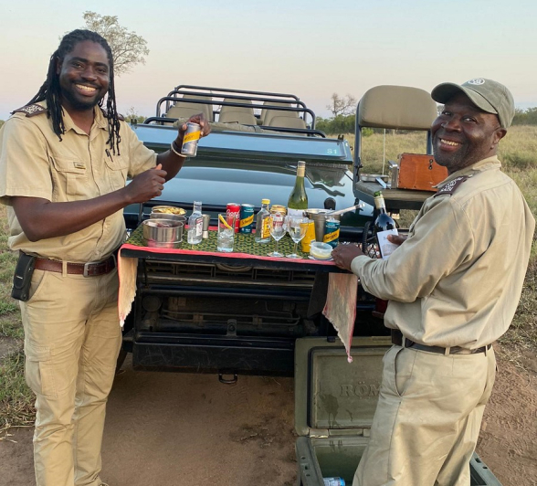 02Ronald And Mike Sundowner 20220714 Final 02Ronald And Mike Sundowner 20220714 Final