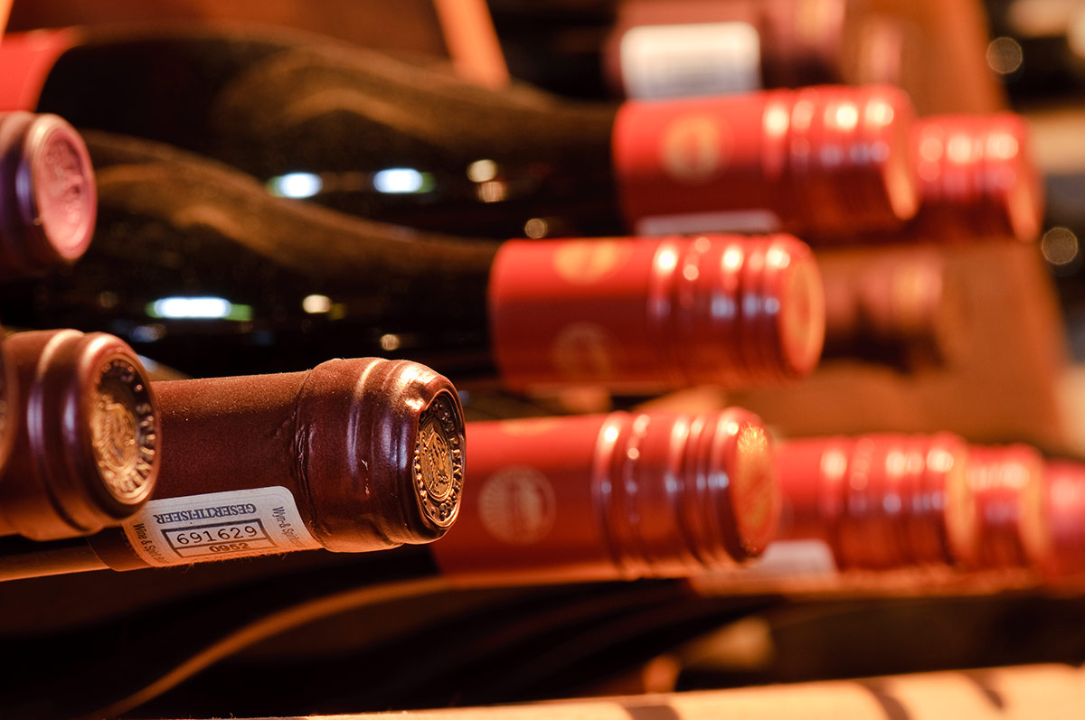 WINE CLOSE UP 1200px WINE CLOSE UP 1200px