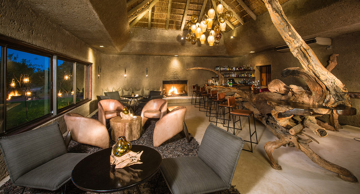 Earth Lodge Bar 1200px Earth Lodge Bar 1200px