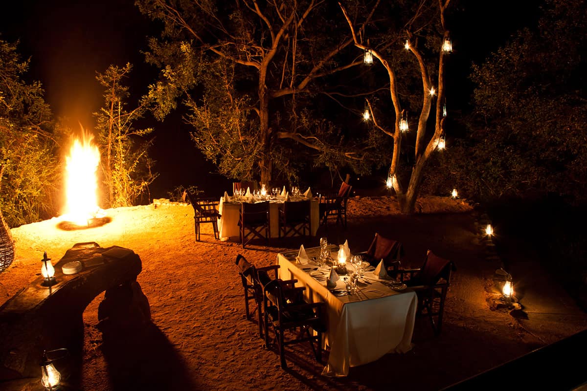 Little Bush Camp Evening Dining 1200px 555 Little Bush Camp Evening Dining 1200px 555